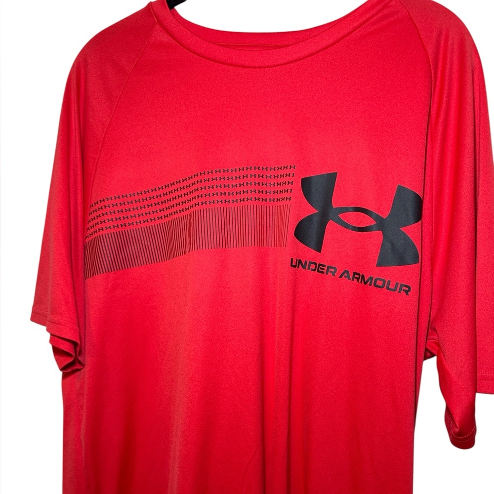 Under Armour Men's UA Tech Textured Performance T-Shirt in Red Size XL - Picture 3 of 9